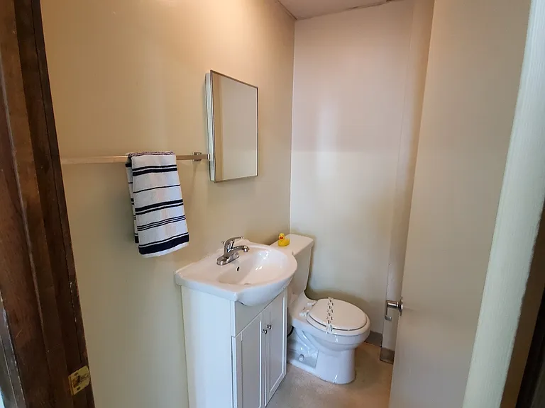 Aces Apartments — Photo 86