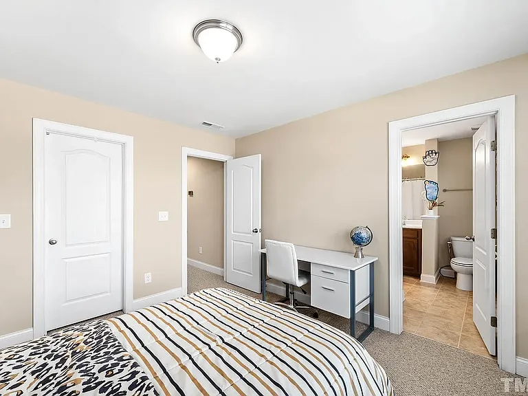 214 Alamosa Pl — Photo 23