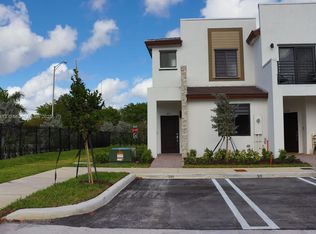 511 NE 208th Ter, Miami, FL 33179