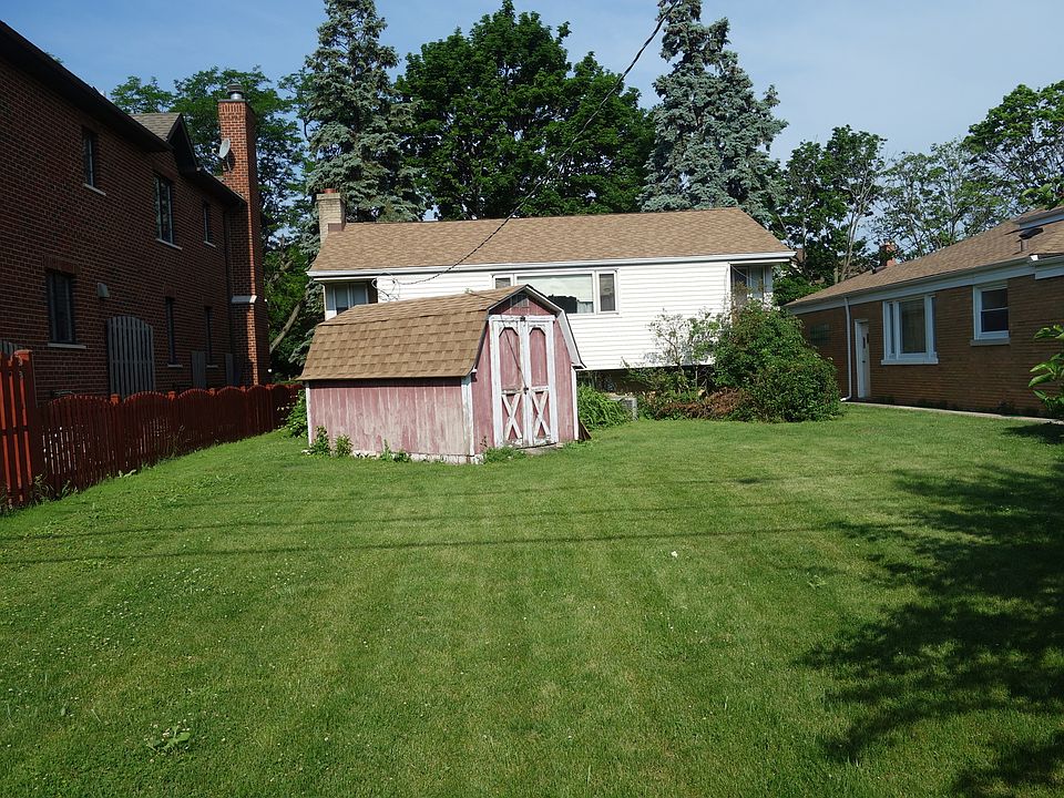 2nd image of 6631 N Lawndale Ave