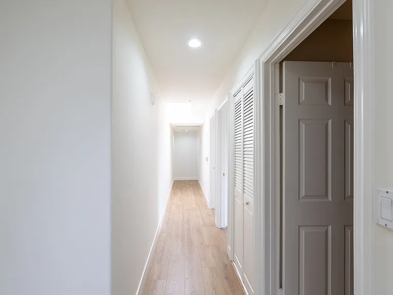 1758 N Alexandria Ave #1758.5 — Photo 31