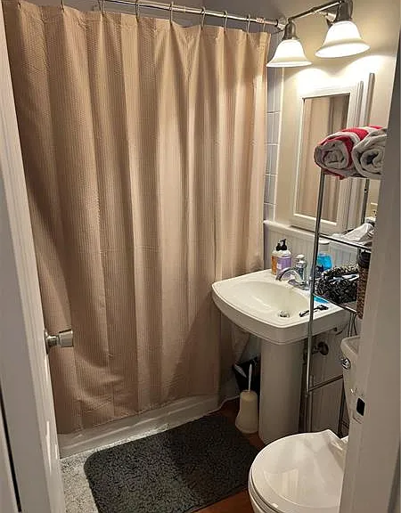 834 Thorn St #24 — Photo 9