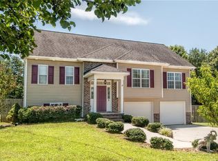 165 Mollie Rd, Harmony, NC 28634