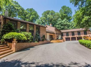 220 Holland Rd, Holmdel, NJ 07733