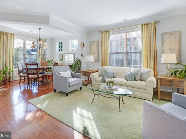 6500 Tayack Pl Unit 201, Alexandria, VA 22312