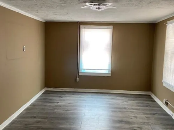 5107A Yadkin Dr, Fayetteville, NC 28303
