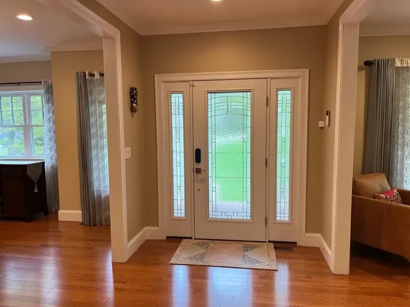54 Ashcroft Rd, Sharon, MA 02067