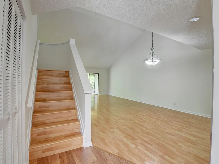 8644 Eagle Run Dr #18 — Photo 5