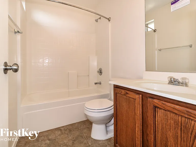 1071 S 224th Ln — Photo 10