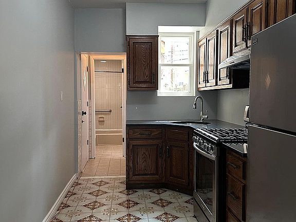 4th image of 23-77 36th St #1