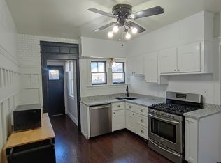 2516 Middle Rd, Davenport, IA 52803