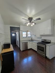 2516 Middle Rd, Davenport, IA, 52803