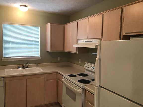 3rd image of 106 Starr Ave Unit 133
