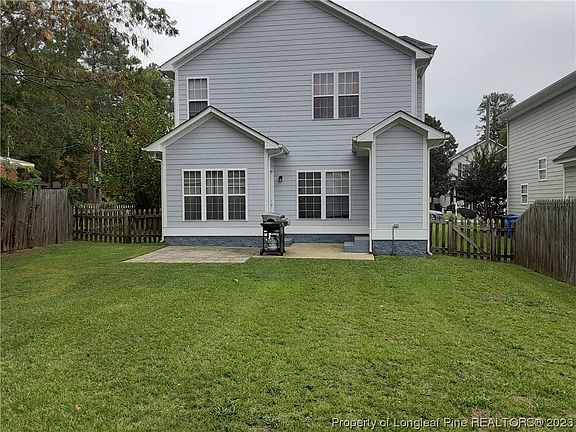 3rd image of 222 Chloe Dr