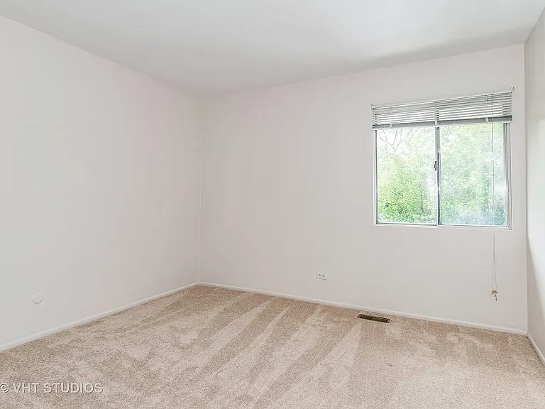 1373 Fremont Dr — Photo 9