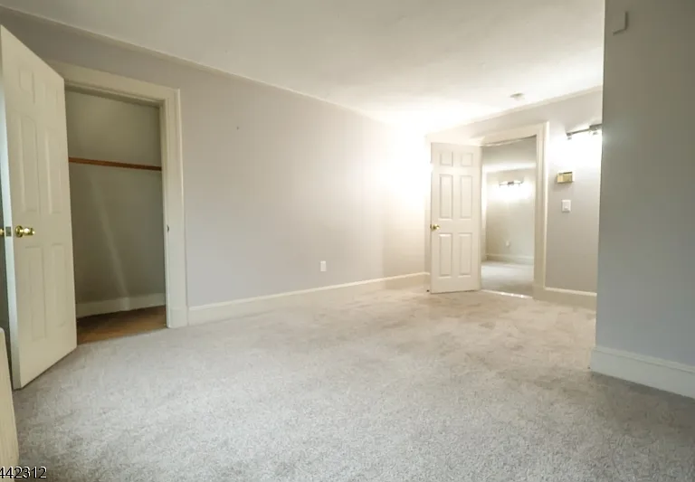 17 Hazelwood Ave — Photo 13