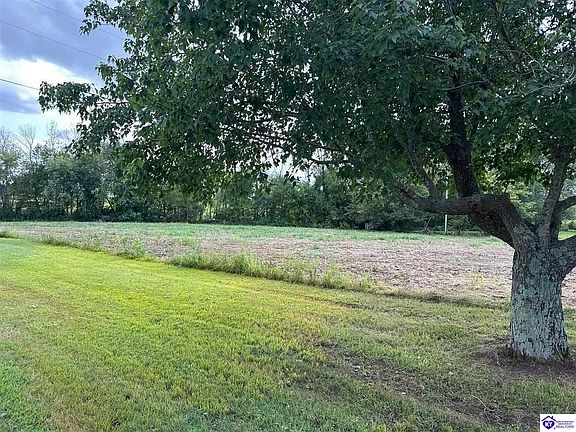 2nd image of 268 Hickory Flats Rd