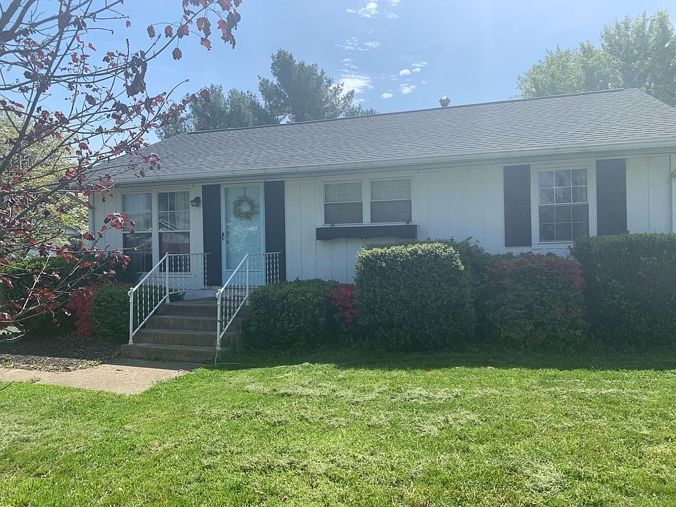 2nd image of 2520 Ellison Ave