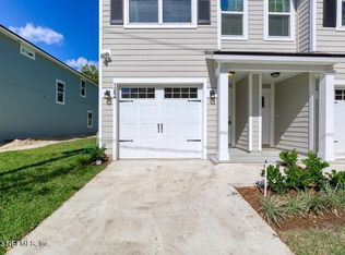 1320 Ellis Rd S, Jacksonville, FL 32205