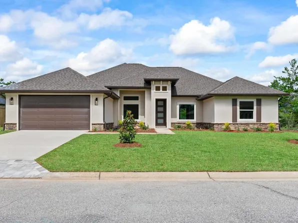 2039 Fontainebleau Ct, Navarre, FL 32566