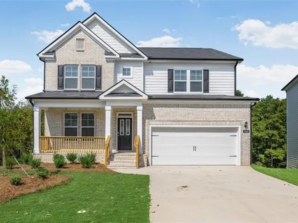 1780 Goodwin Cir, Hampton, GA 30228
