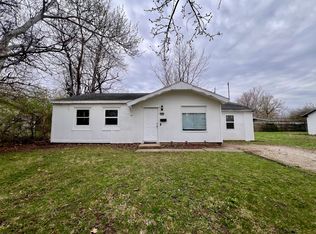1609 Williamsburg Dr, Champaign, IL 61821