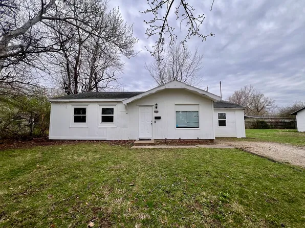 1609 Williamsburg Dr, Champaign, IL 61821