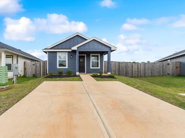 12359 Sword Point Ct, Willis, TX 77378