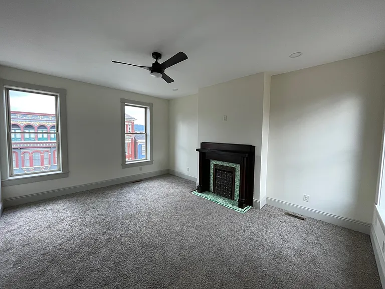 2310 Chapline St #2 — Photo 12
