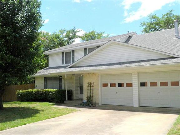 2nd image of 319 Merribrook Trl