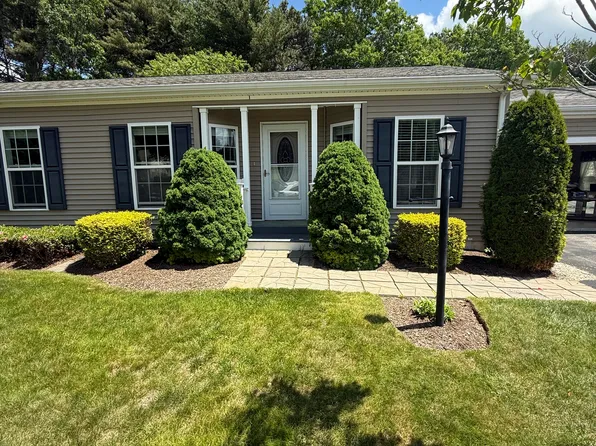 (undisclosed Address), Plymouth, MA 02360