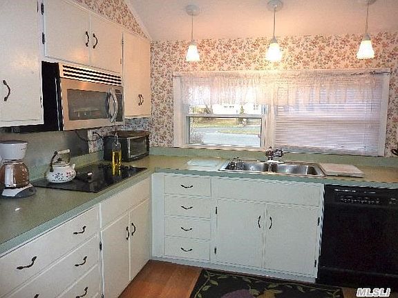 4th image of 34 Norwich St