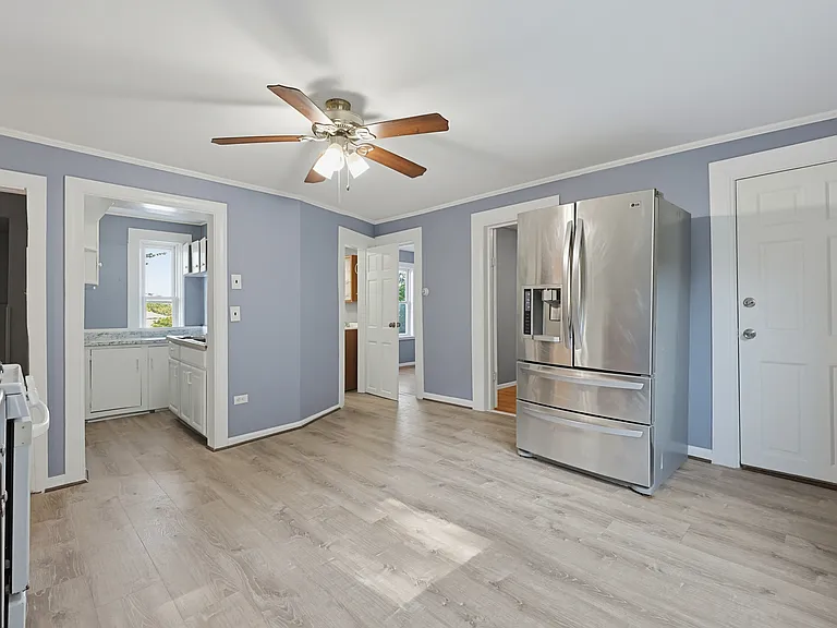 12-12R Granite St #1 — Photo 15
