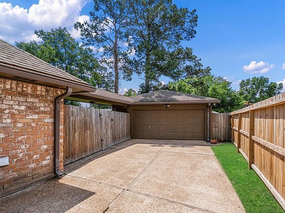 5th image of 8107 Coolshire Ln