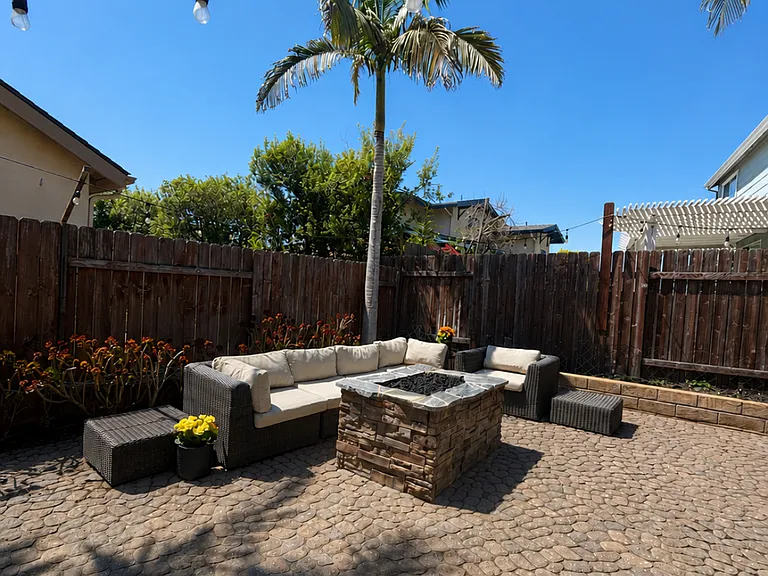 1410 Raspberry Ave — Photo 19