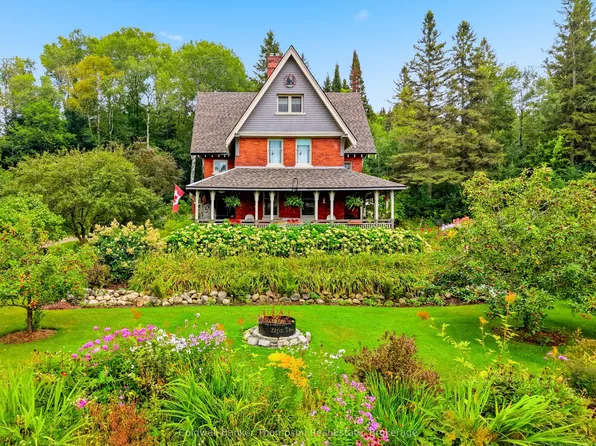 120 Sharpe St, Burk's Falls, ON P0A 1C0