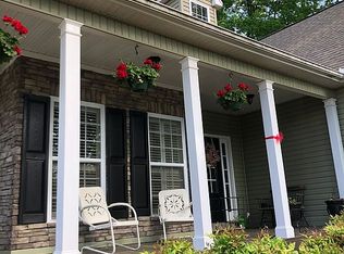6623 Station Dr, Clermont, GA 30527