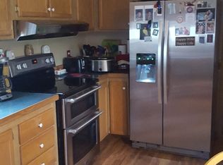 4 Aylward Dr, Lincoln, ME 04457