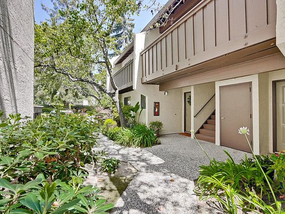 3rd image of 1001 E Evelyn Ave #186