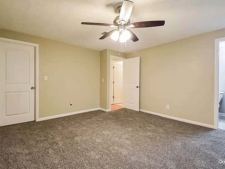5219 Martins Crossing Rd — Photo 9