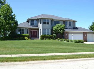 322 River Pointe Dr, Elkhart, IN 46514