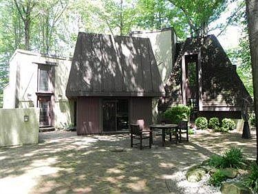 2nd image of 27080 Sleepy Hollow Dr