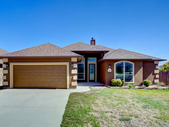 2305 SUN STONE PL, New Braunfels, TX 78130