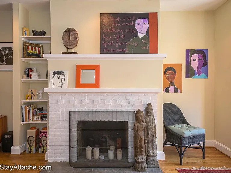 224 E St NE — Photo 13