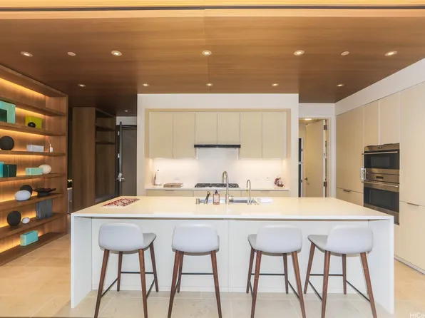 1388 Ala Moana Blvd APT 6703, Honolulu, HI 96814