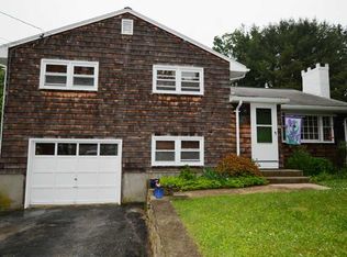 20 Nutmeg Dr, Westerly, RI 02891