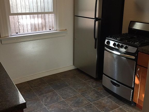 4th image of 2201 California St APT 24