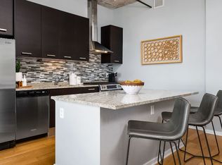 1139 S Delano Ct E, Chicago, IL 60605