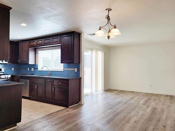4th image of 3767 Madras Dr