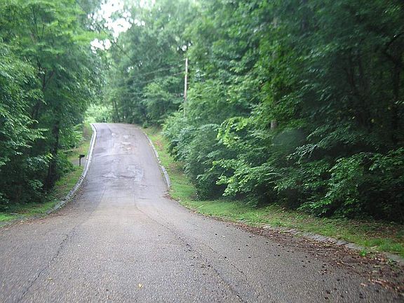 5th image of 112-114 Creekside Dr